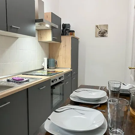 Apartment Federtraum Mit Sauna, Sehr Gemütlich Dresden